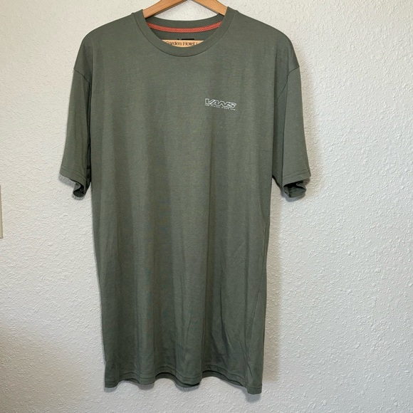 VANS army olive green short sleeved graphic teeshirt. Men’s Classic Fit Large - Picture 2 of 6